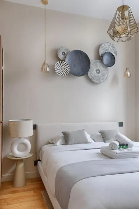 Mykeypers - Luxury Design Flat 4P - Republique Daire Paris Fransa